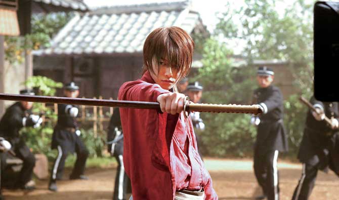 rurouni kenshin kyoto inferno movie still 10 - سری رورونی کنشین و مهارت های شمشیر زن دوره گرد